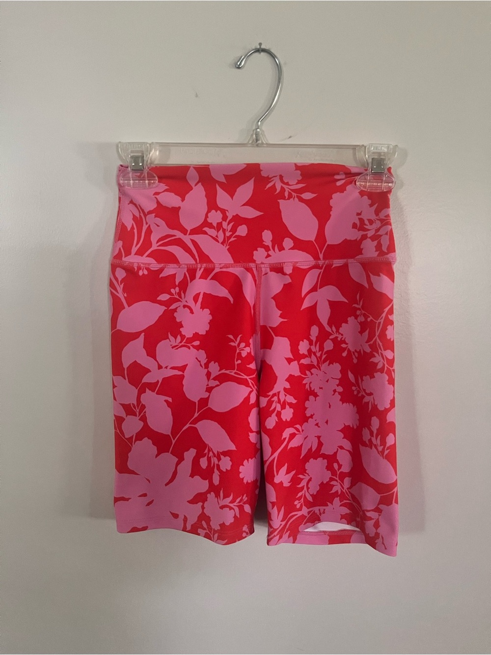 Floral High-Rise Bike Shorts in Pink and Red